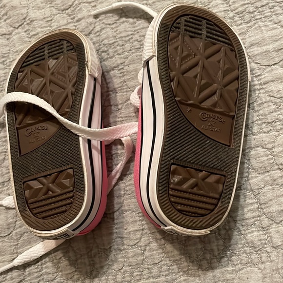 Infant Converse low tops - Picture 3 of 5